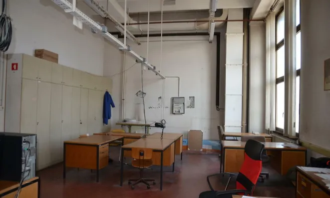 Недвижимость Деловое помещение Ново Стегне: 6