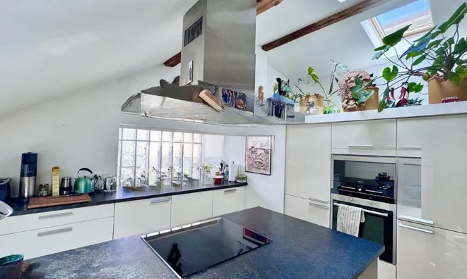 Недвижимость Apartment 5 rooms: 1