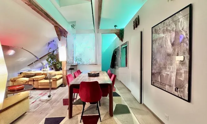 Недвижимость Apartment 5 rooms: 4