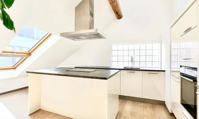 Недвижимость Apartment 5 rooms: 7