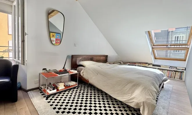 Недвижимость Apartment 5 rooms: 8