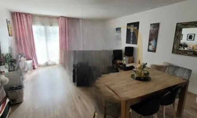 Недвижимость Apartment 2 bedrooms for sale in Colmar-Berg: 2