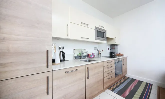 Недвижимость Cornell Square, Battersea Park: 6