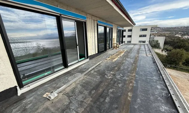 Недвижимость Трехкомнатная квартира в Опатии: 16