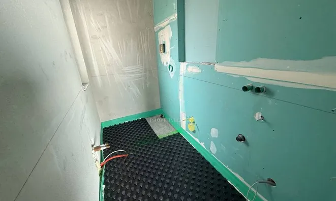 Недвижимость Трехкомнатная квартира в Опатии: 25