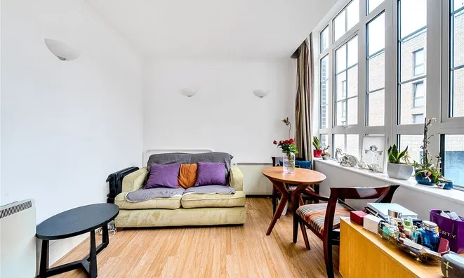 Недвижимость Grange Yard: 9