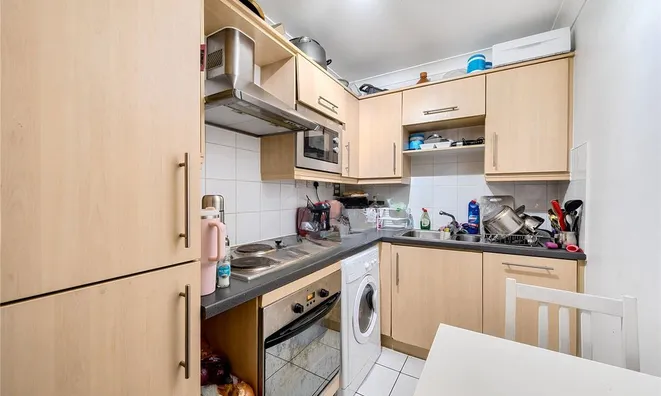 Недвижимость Grange Yard: 10