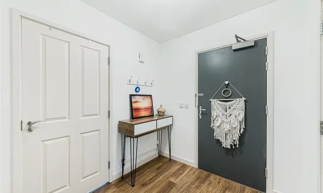 Недвижимость Chaplin House, All Saints Road, Acton: 6