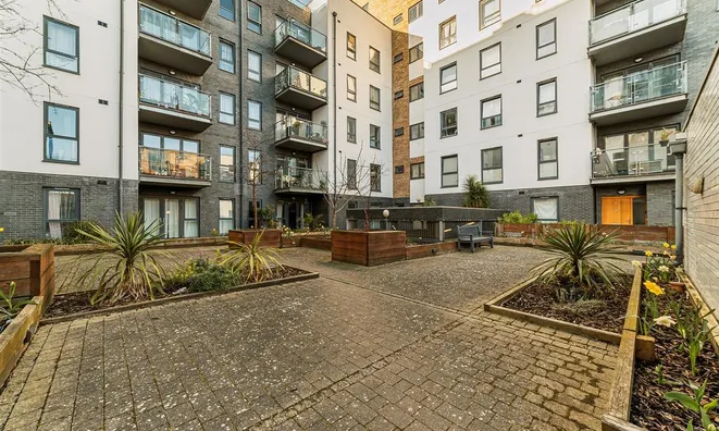 Недвижимость Chaplin House, All Saints Road, Acton: 7