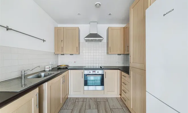 Недвижимость Chaplin House, All Saints Road, Acton: 11