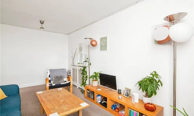 Недвижимость Bramlands Close: 3