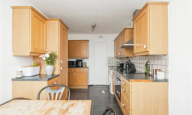 Недвижимость Bramlands Close: 5