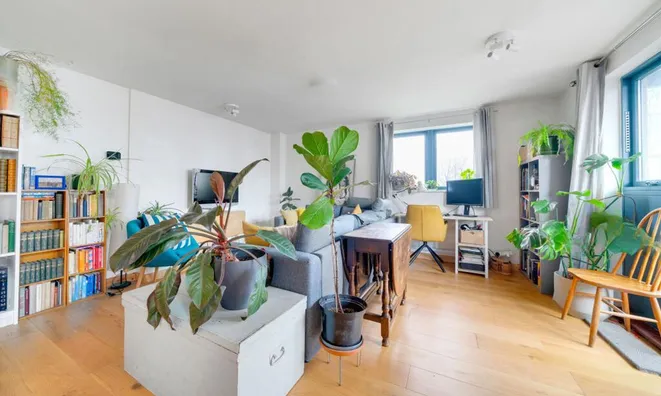 Недвижимость Kenninghall Road: 4