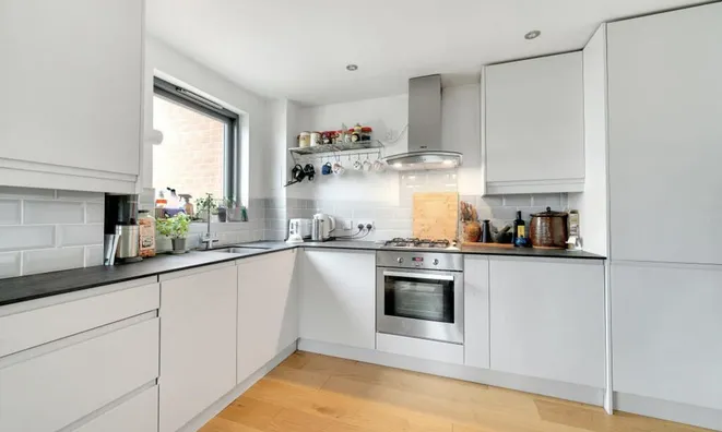 Недвижимость Kenninghall Road: 7