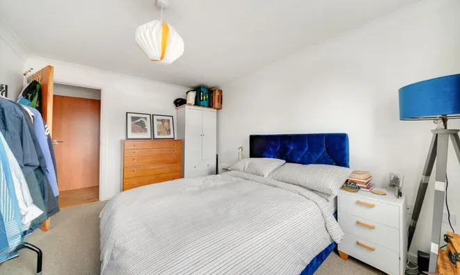 Недвижимость Kenninghall Road: 11