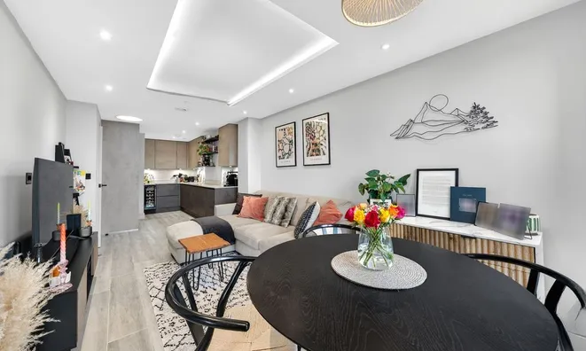 Недвижимость Tottenham Lane, Berkeley House: 2