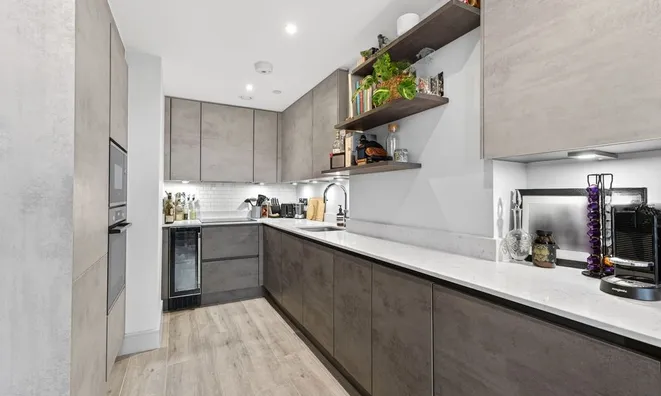 Недвижимость Tottenham Lane, Berkeley House: 3