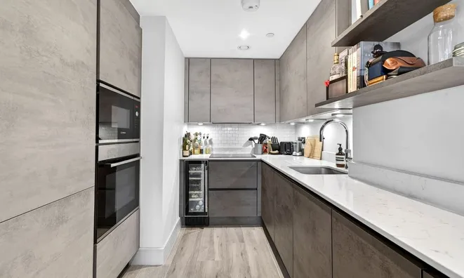 Недвижимость Tottenham Lane, Berkeley House: 12