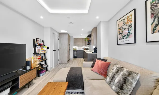 Недвижимость Tottenham Lane, Berkeley House: 18