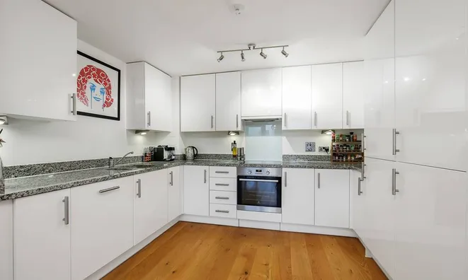 Недвижимость Fulneck Place, Mile End: 6