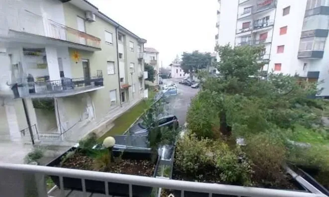 Недвижимость Квартира на улице Пасубио: 3