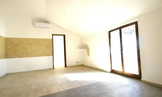 Недвижимость Квартира в центре Гориции: 2