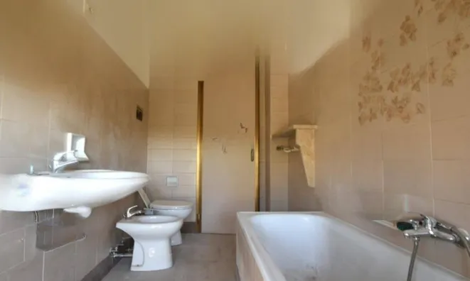 Недвижимость Квартира в центре Гориции: 11