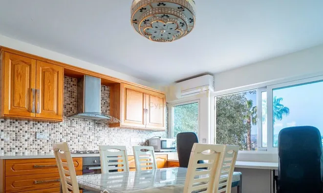 Недвижимость 6 Bedroom Villa for Sale in Germasogeia, Limassol: 13