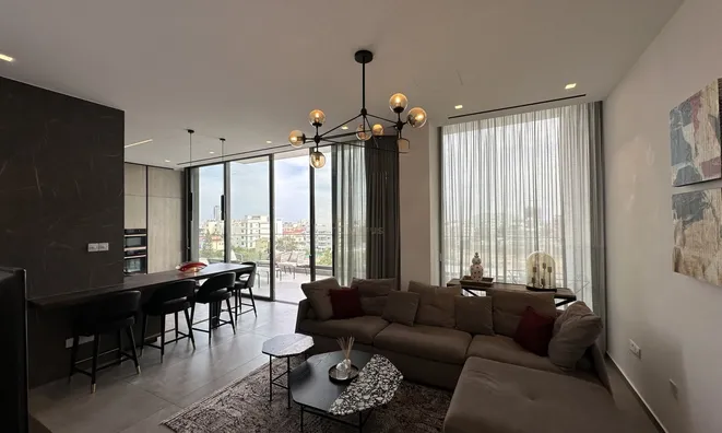 Недвижимость 2 Bedroom Apartment For sale in Germasogeia, Limassol: 1