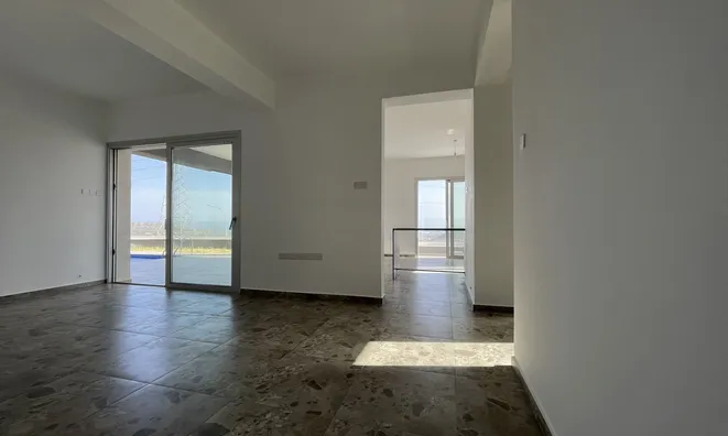 Недвижимость 4 Bedroom Villa For Sale in Pareklissia, Limassol: 8