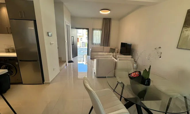 Недвижимость 3 Bedroom Maisonette For sale in Parekklisia, Limassol: 1