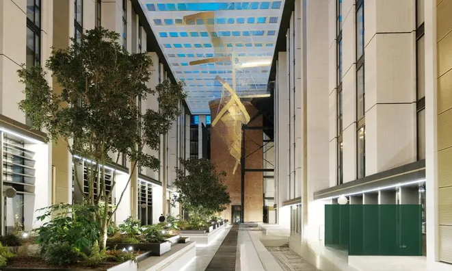 Недвижимость —: 4