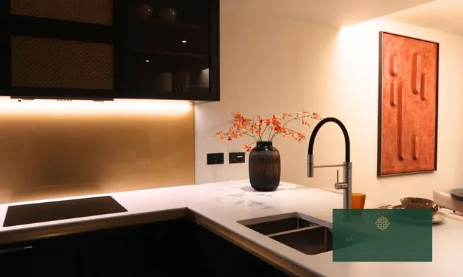 Недвижимость —: 13