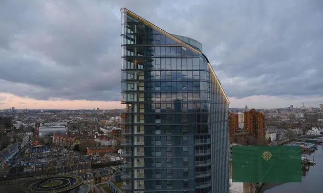 Недвижимость —: 17