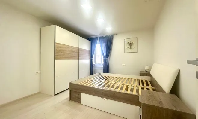 Недвижимость Квартира, 1-комнатная Пиран.: 10