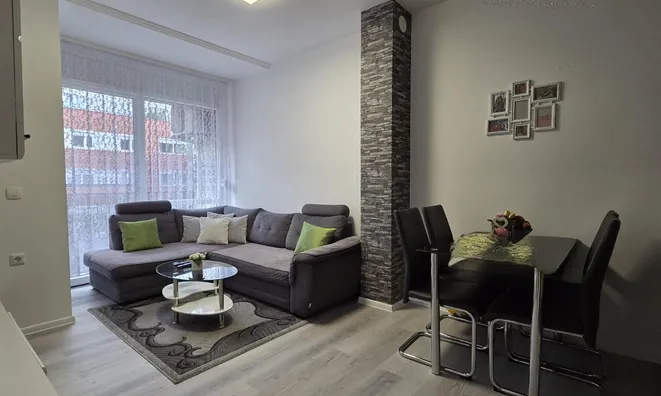 Недвижимость Двухкомнатная квартира в Копере: 10