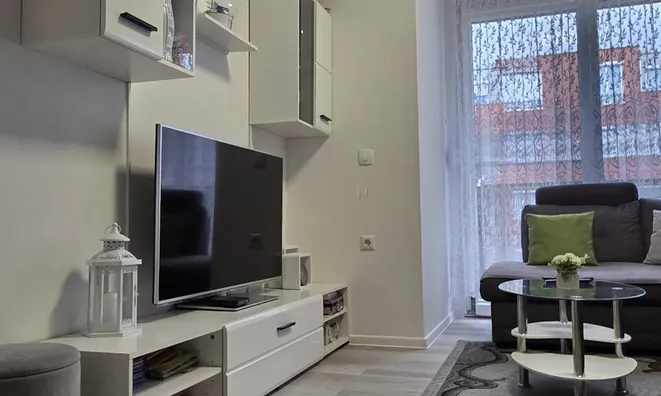 Недвижимость Двухкомнатная квартира в Копере: 11