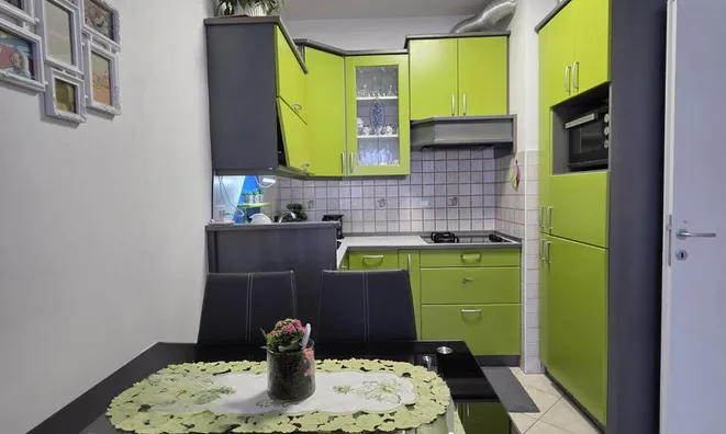 Недвижимость Двухкомнатная квартира в Копере: 12