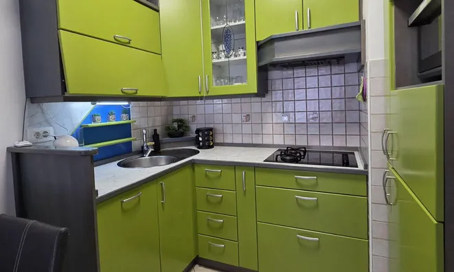 Недвижимость Двухкомнатная квартира в Копере: 13