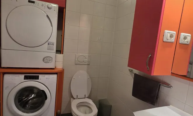 Недвижимость Двухкомнатная квартира в Копере: 17