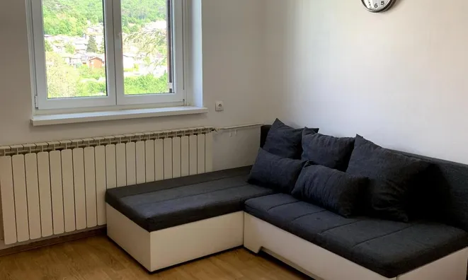 Недвижимость Трёхкомнатная квартира в центре Сежаны: 2