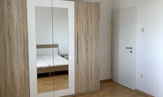 Недвижимость Трёхкомнатная квартира в центре Сежаны: 4