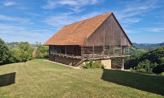 Недвижимость Усадьба 'Крестьянское Наследие': 2