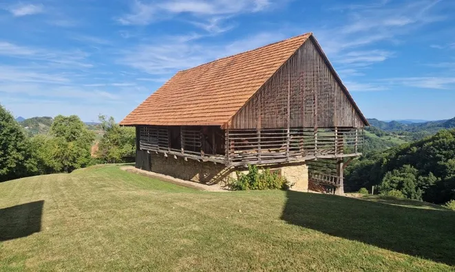 Недвижимость Поместье Маленькая Ферма.: 5