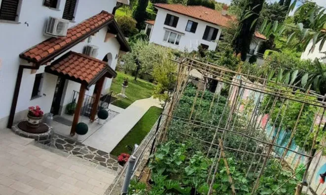 Недвижимость Дом с террасой в Ягодье: 3