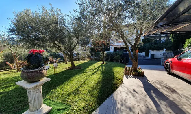 Недвижимость Дом с террасой в Ягодье: 5