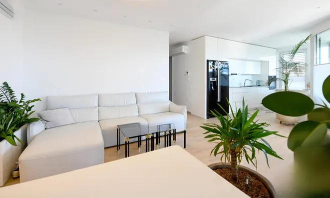 Недвижимость Пятикомнатная квартира Ново Галевица: 10