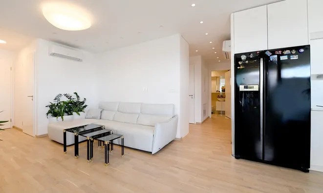 Недвижимость Пятикомнатная квартира Ново Галевица: 11