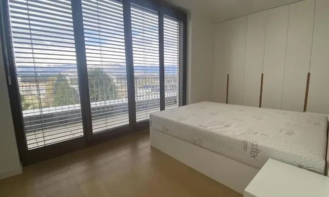 Недвижимость Attic flat 4 rooms: 7