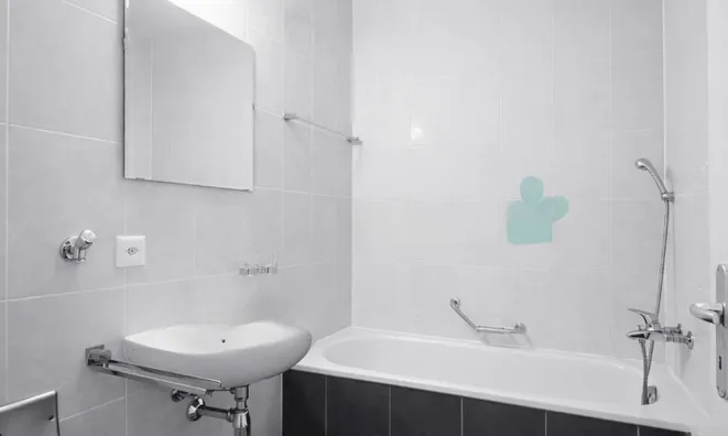 Недвижимость Apartment 4 rooms: 6